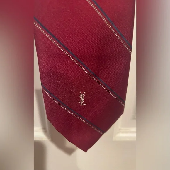 Yves Saint Laurent Deep Red/Burgundy Diagonal Stripe Tie - Picture 4 of 4